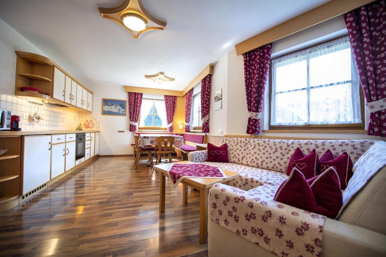 Apartments Miara Santa Cristina Val Gardena Екстер'єр фото